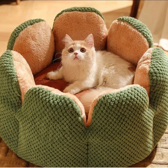 Petal Pet Nest - Picture 2 of 4